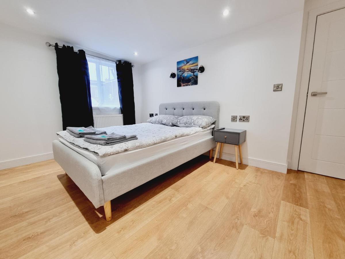Lmk, Spacious 1 Bedroom Ground Floor Apartment, Ev Charger, Free Parking Wi-Fi, Great Location Белфаст Екстер'єр фото